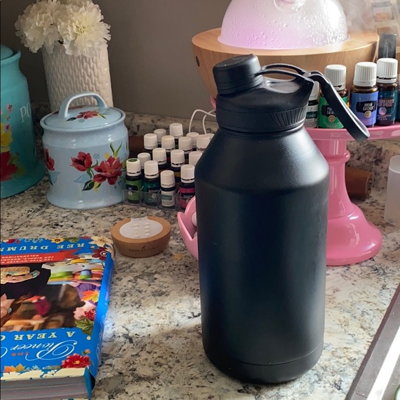 Tal 64 Ounce Water Bottle - Picture 2 of 5